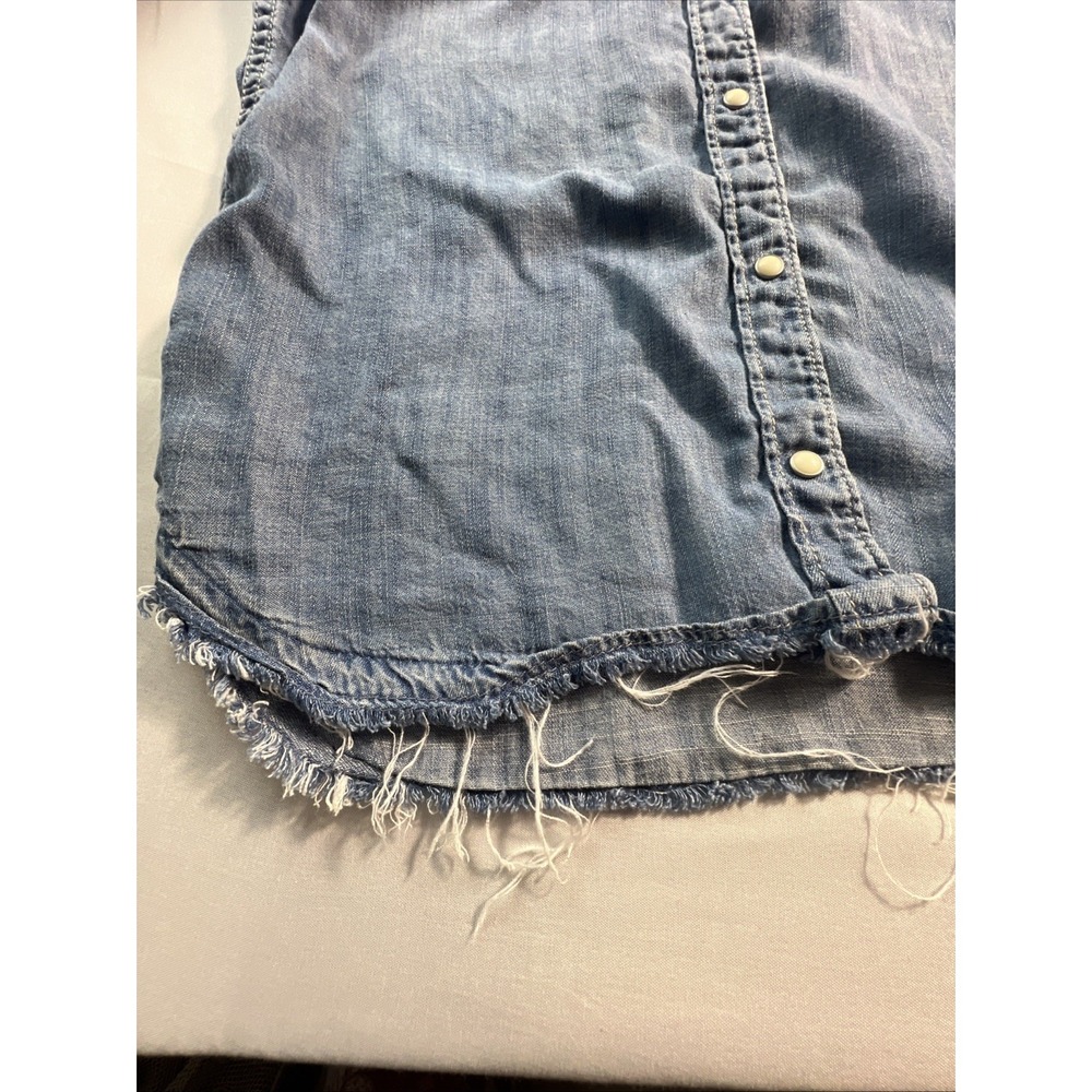 Gap Kids Denim Western Snap Button Shirt XL Distressed Shirt Tail - Picture 9 of 11